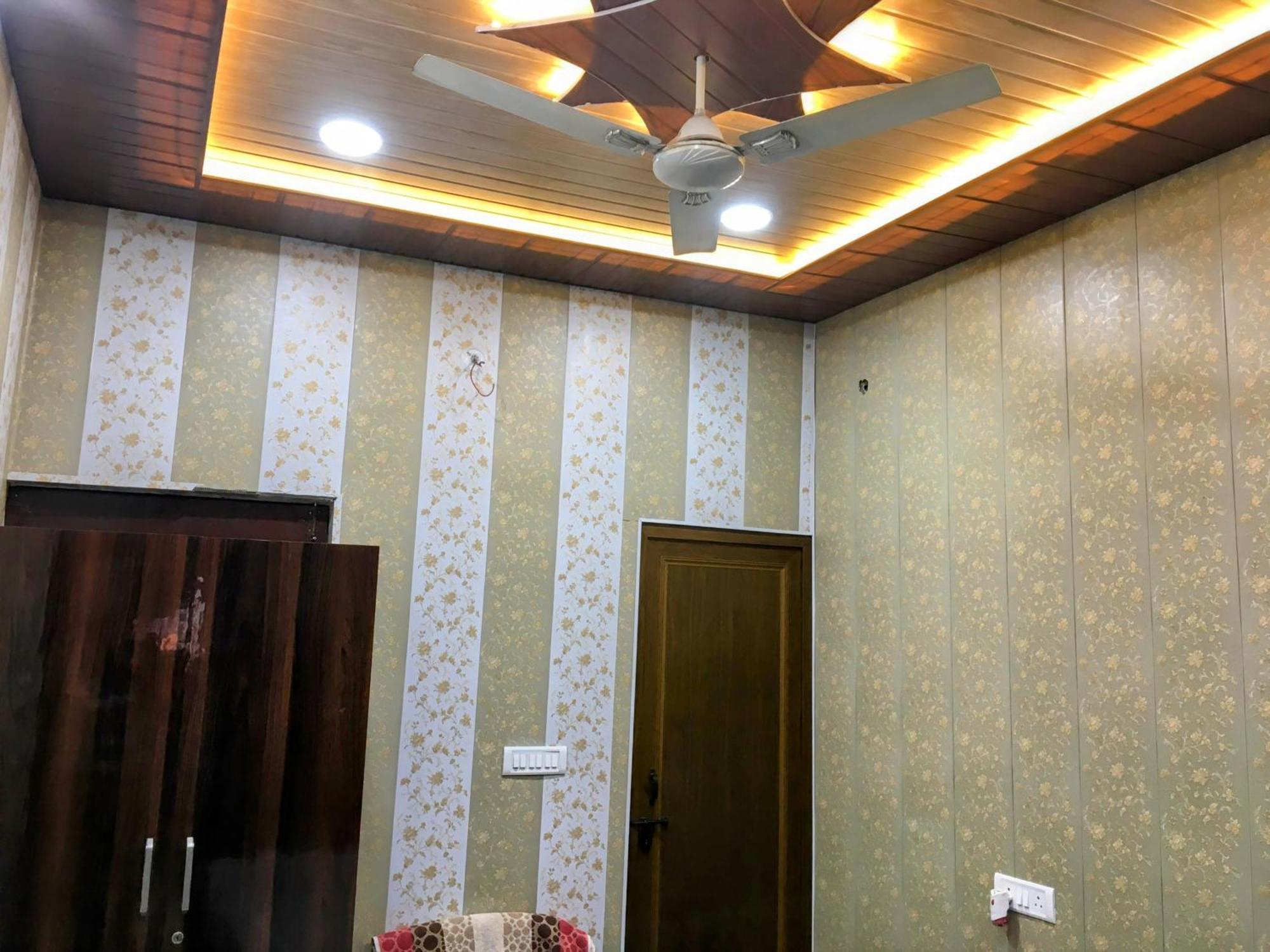 Hotel Raju Homestay Ayodhya 150 Meters From Shree Ram Janmbhoomi Temple 200 Meters From Ayodhya Dham Railway Station Exterior foto