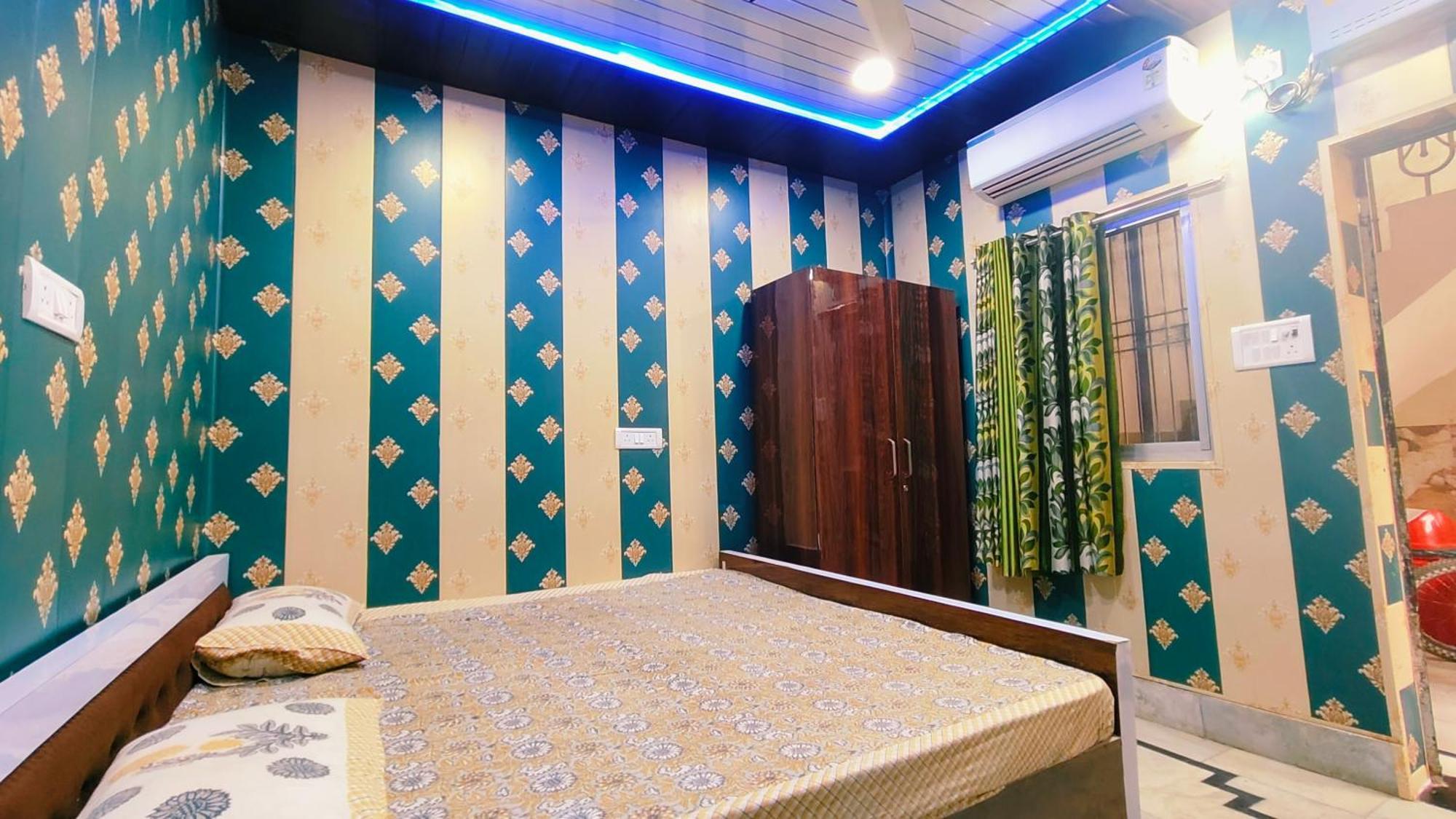 Hotel Raju Homestay Ayodhya 150 Meters From Shree Ram Janmbhoomi Temple 200 Meters From Ayodhya Dham Railway Station Exterior foto